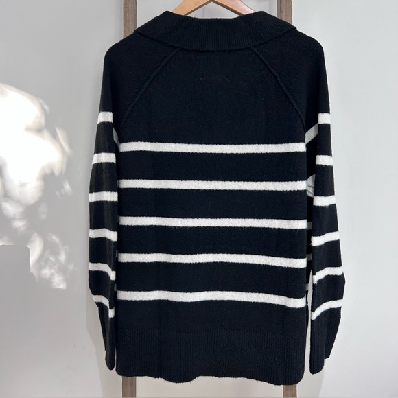 Aerie V-Neck Collar Sweater Long Sleeve Black White Stripes Women’s NWT Size M - Picture 2 of 11
